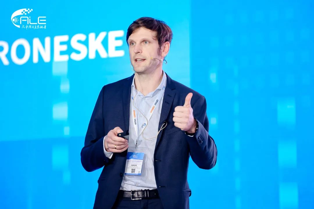 ams OSRAM PR-2025ALE-Gerald Broneske.jpg